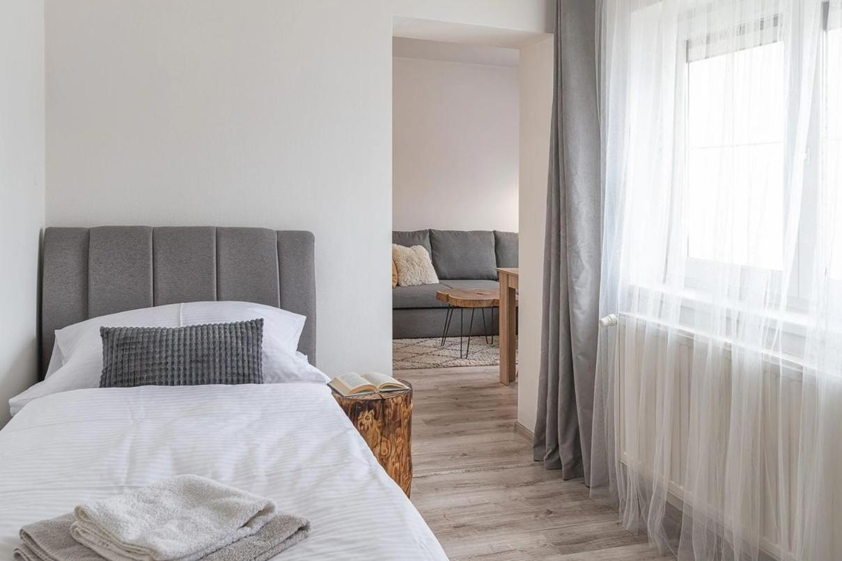 Apartmány MINATA Lipótszentmiklós Kültér fotó