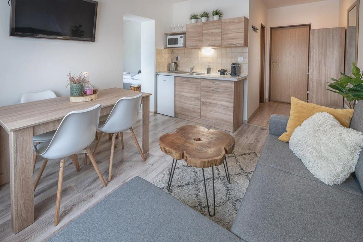 Apartmány MINATA Lipótszentmiklós Kültér fotó